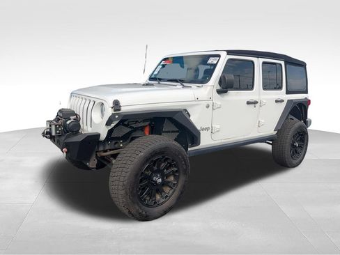 Used 2018 Jeep Wrangler Unlimited Sport AWD/4WD image 32