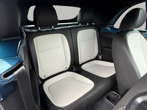 Used 2017 Volkswagen Beetle 1.8T S image 31