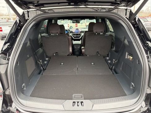 New 2026 Ford Explorer Platinum image 11
