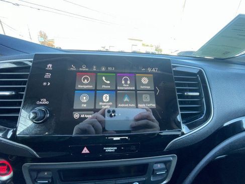 Used 2019 Honda Pilot Touring image 32