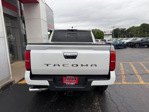 New 2026 Toyota Tacoma Limited AWD/4WD image 8