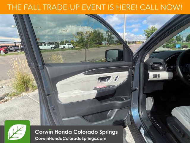 New 2026 Honda Pilot Touring image 13