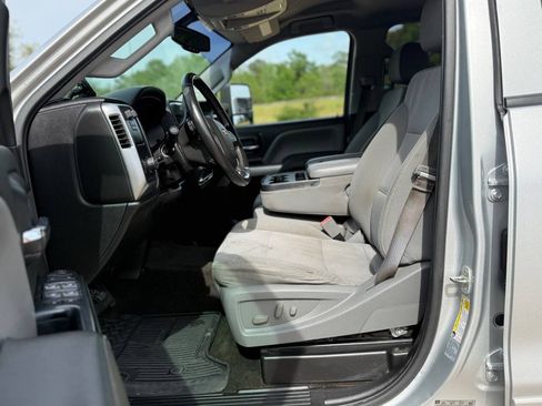 Used 2016 Chevrolet Silverado 2500 LT w/ LT Convenience Package RWD image 17