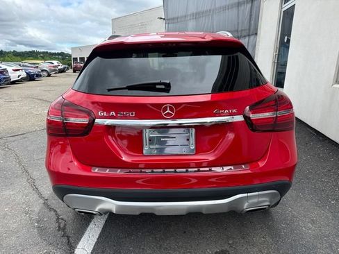 Used 2019 Mercedes-Benz GLA 250 4MATIC image 4