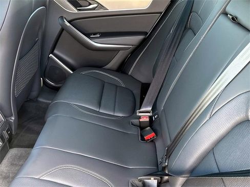 New 2025 Jaguar F-PACE R-Dynamic S image 12