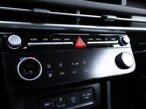 New 2026 Hyundai Tucson Limited image 38