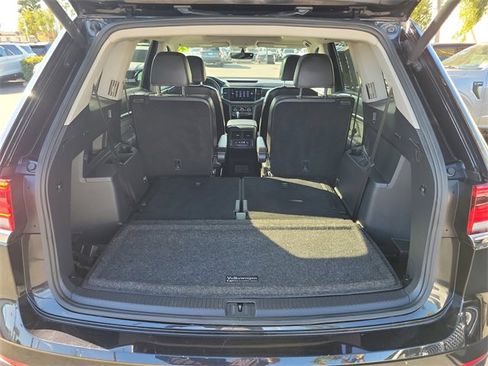Used 2023 Volkswagen Atlas SE image 20