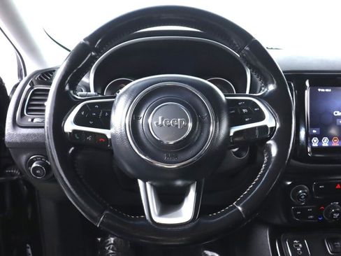 Used 2020 Jeep Compass Limited image 11