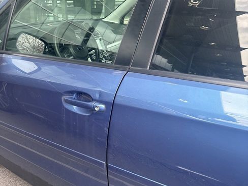 Used 2017 Subaru Forester 2.5i Premium image 9