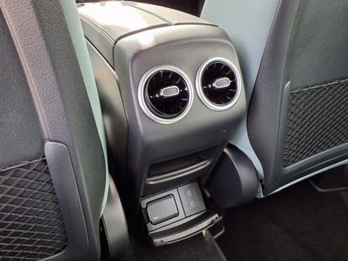 New 2026 Mercedes-Benz GLA 35 AMG 4MATIC image 18