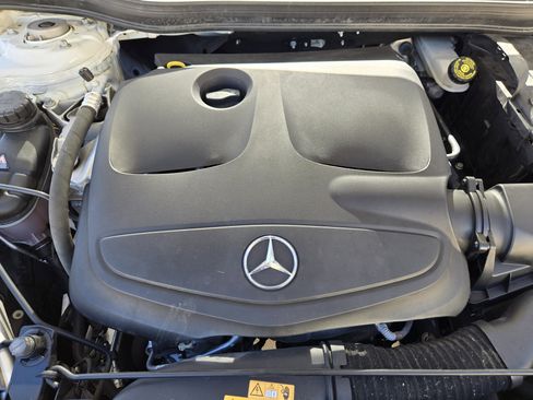Used 2019 Mercedes-Benz GLA 250 image 42