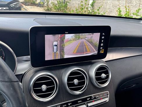 Certified 2022 Mercedes-Benz GLC 300 4MATIC image 23