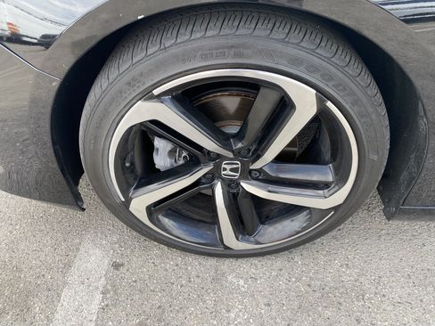 Used 2022 Honda Accord Sport image 11