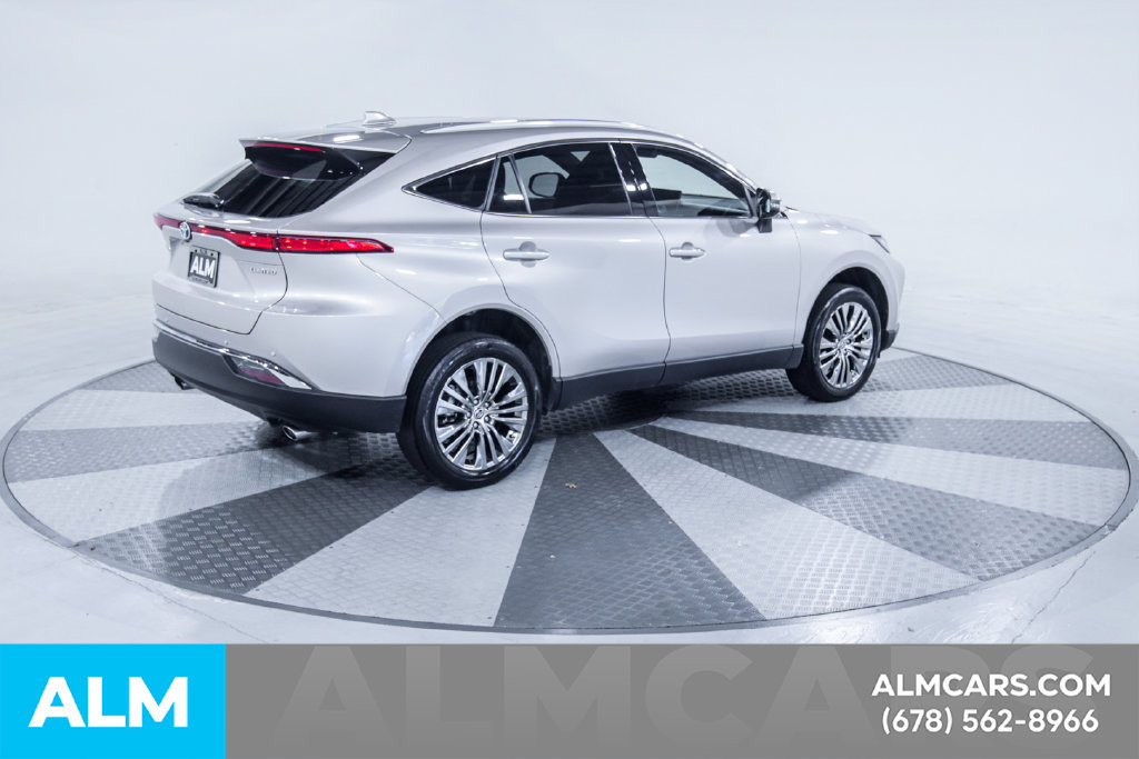 Used 2023 Toyota Venza Limited AWD/4WD image 10
