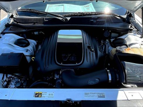 Used 2015 Dodge Challenger R/T w/ Quick Order Package 22B R/T image 9