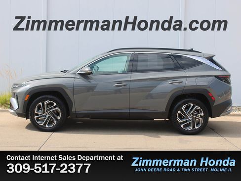 Used 2025 Hyundai Tucson Limited AWD/4WD image 23