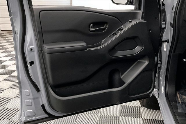 New 2026 Nissan Frontier SV w/ SV Convenience Package RWD image 33