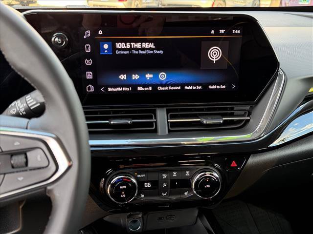 Used 2026 Chevrolet Trax ACTIV w/ Driver Confidence Package FWD image 17