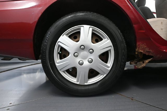 Used 2005 Toyota Corolla LE w/ Audio Value Pkg FWD image 10