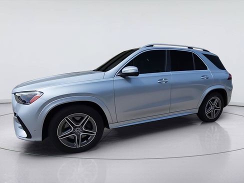 Used 2024 Mercedes-Benz GLE 350 4MATIC image 4