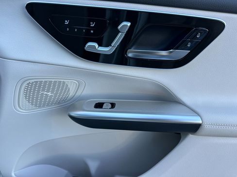 New 2026 Mercedes-Benz GLC 300 GLC 300 image 18