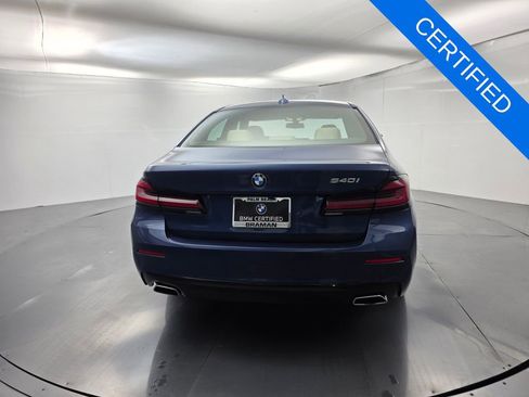 Used 2023 BMW 540i w/ Premium Package image 5
