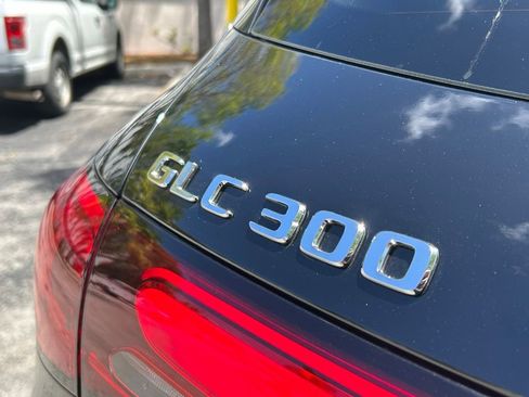 Used 2025 Mercedes-Benz GLC 300 image 41