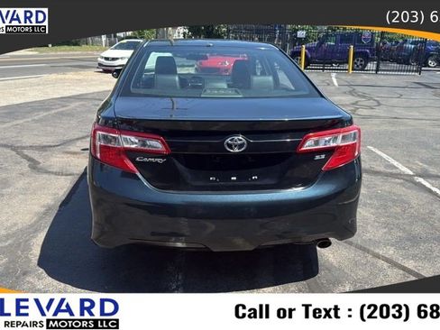 Used 2012 Toyota Camry SE FWD image 6