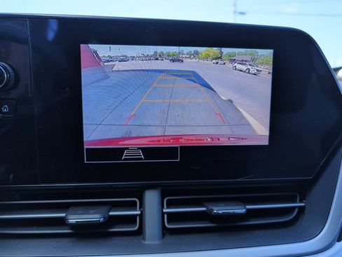 Used 2024 Chevrolet Trax LS w/ LS Convenience Package FWD image 20