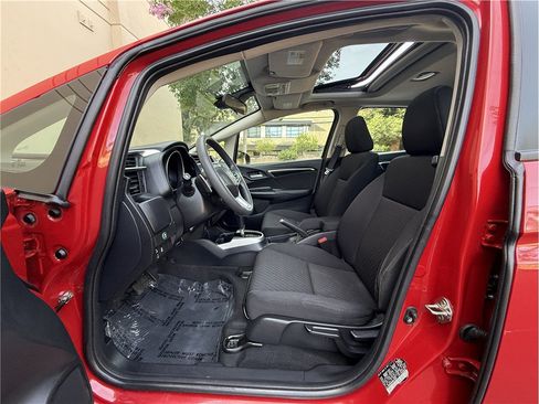Used 2019 Honda Fit EX image 10