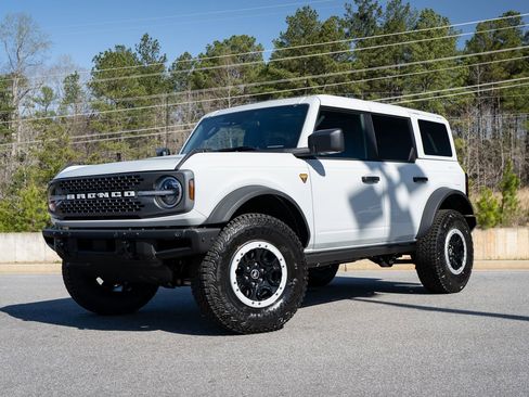 New 2026 Ford Bronco Badlands AWD/4WD image 3