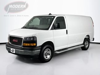 Used 2025 GMC Savana 2500 w/ Driver Convenience Package RWD video 1
