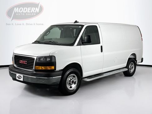 Used 2025 GMC Savana 2500 w/ Driver Convenience Package RWD image 1