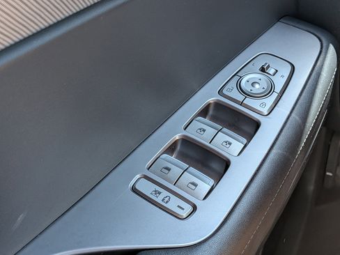 Used 2023 Hyundai Palisade SEL FWD image 24