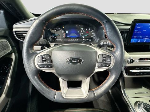 Used 2022 Ford Explorer Timberline w/ Timberline Technology Package AWD/4WD image 18