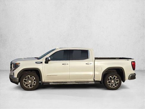 Used 2026 GMC Sierra 1500 SLT AWD/4WD image 8