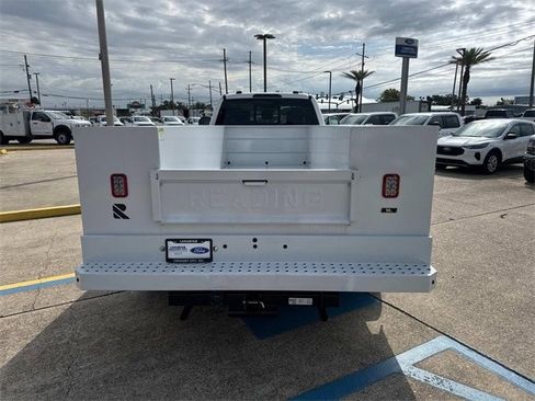 New 2025 Ford F550 4x4 SuperCab Super Duty image 6