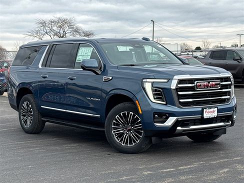 New 2026 GMC Yukon XL Elevation image 2