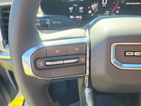 New 2026 GMC Canyon Denali image 13