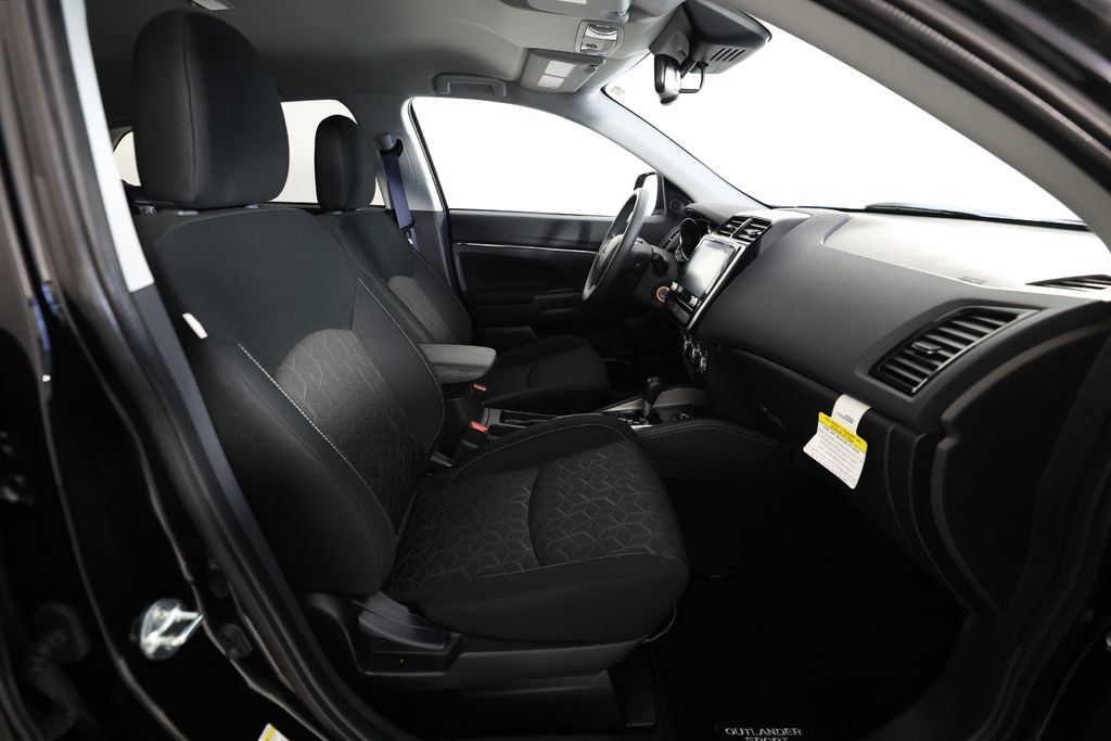 Used 2026 Mitsubishi Outlander Sport ES AWD/4WD image 10