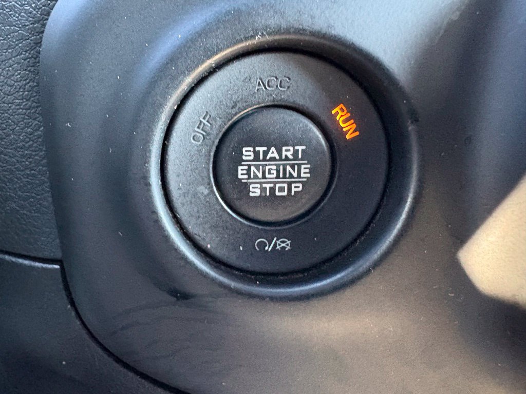 Used 2018 Jeep Wrangler Unlimited Sport S AWD/4WD image 39