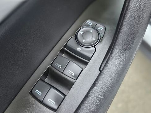 Used 2025 Chevrolet Blazer LT FWD image 22