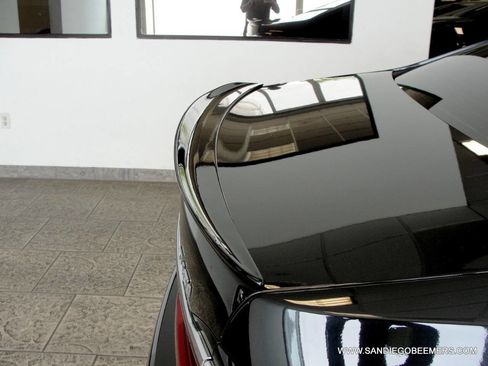 Used 2022 BMW 740i w/ M Sport Package image 8