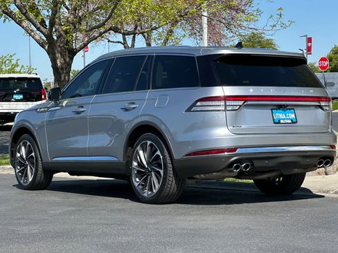 Used 2021 Lincoln Aviator Reserve w/ Equipment Group 202A AWD/4WD image 6