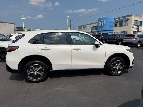 Used 2025 Honda HR-V EX-L image 28