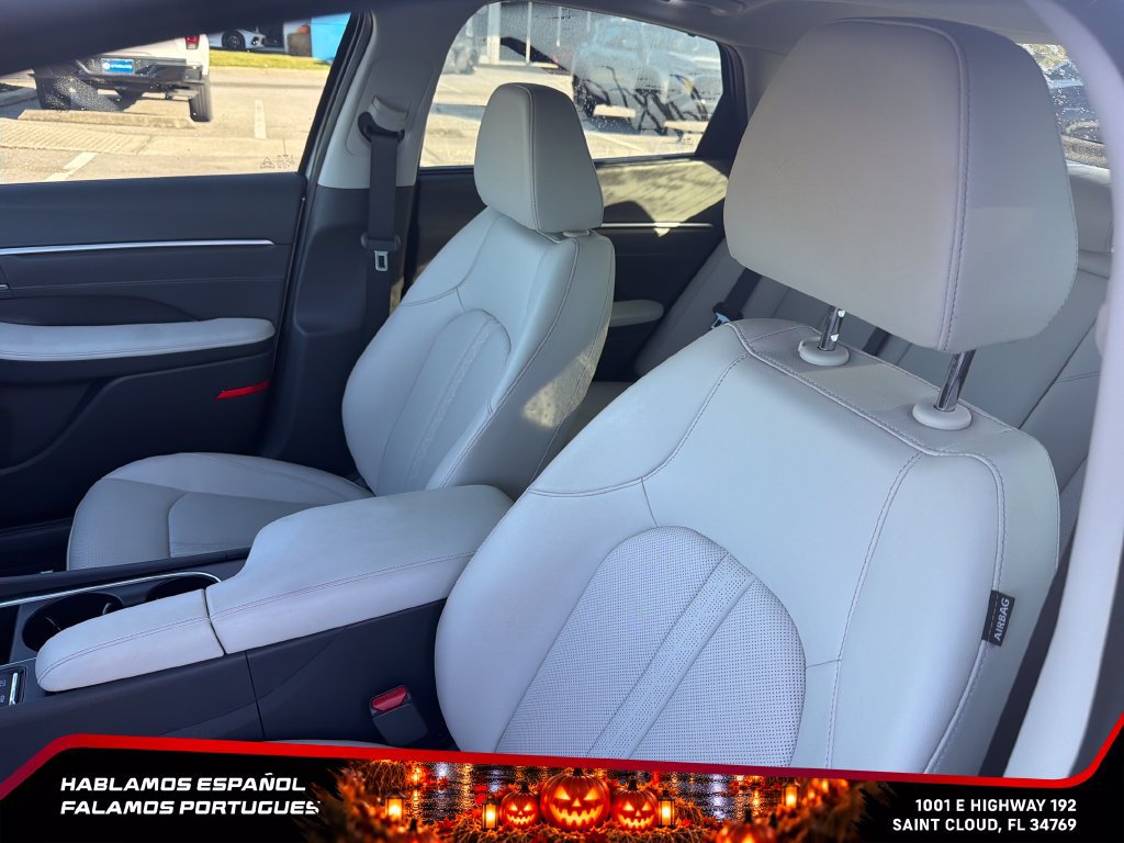 Used 2025 Hyundai Sonata Limited FWD image 15