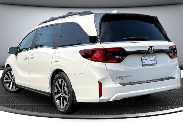 New 2026 Honda Odyssey EX-L image 3
