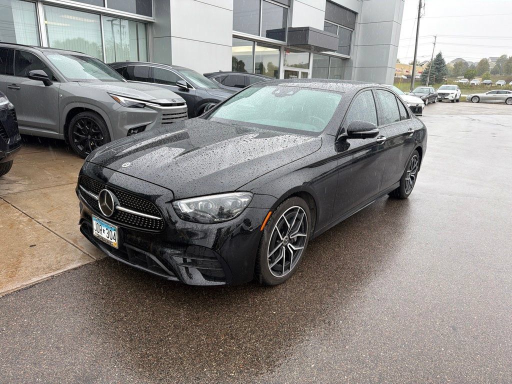 Used 2022 Mercedes-Benz E 350 4MATIC Sedan image 15