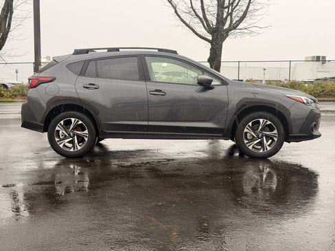Used 2025 Subaru Crosstrek 2.0i Premium w/ Crosstrek Mirror Package image 8