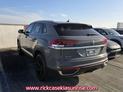 Used 2022 Volkswagen Atlas Cross Sport SE image 6